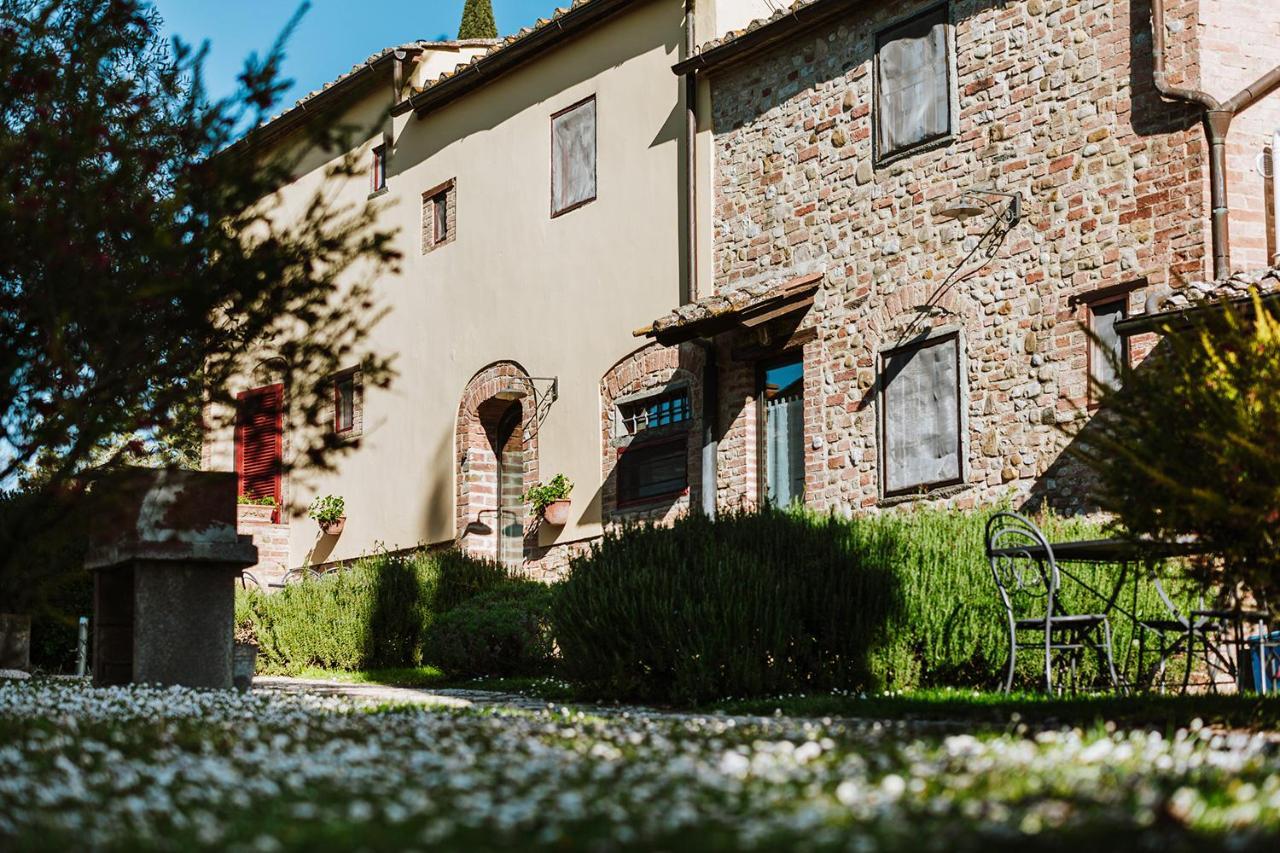Agriturismo Montalbino Монтеспертоли Экстерьер фото