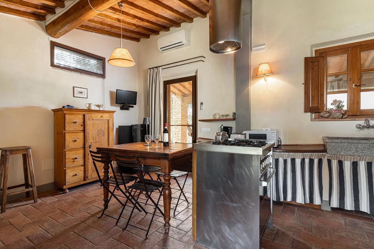 Agriturismo Montalbino Монтеспертоли Экстерьер фото
