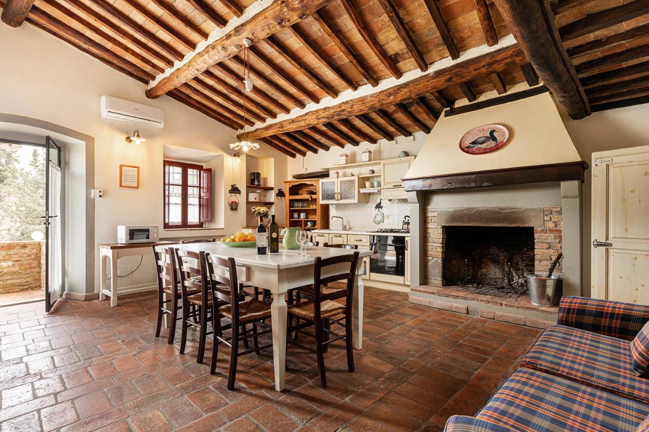 Agriturismo Montalbino Монтеспертоли Экстерьер фото
