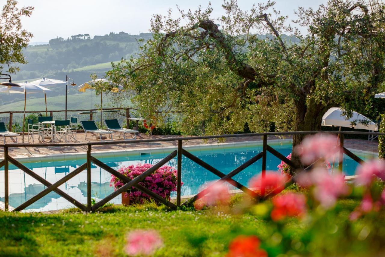 Agriturismo Montalbino Монтеспертоли Экстерьер фото